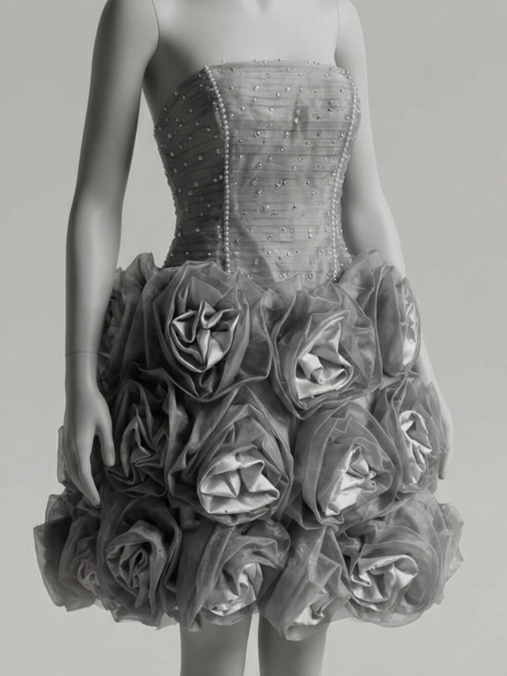 Luxury Designer Couture Wedding Evening Cocktail Runway Flowers Roses Dress Gown